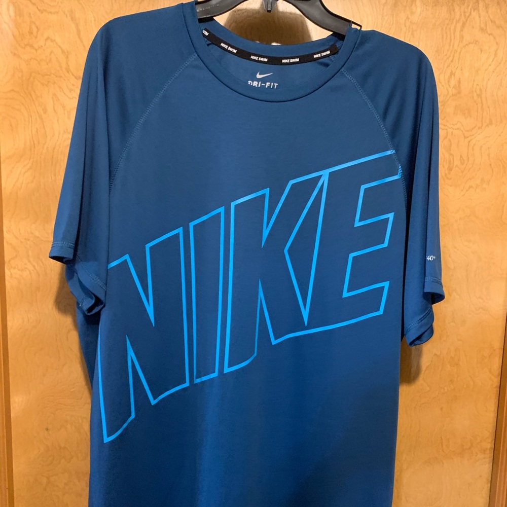 Nike Men’s XXL Dri-Fit Short Sleeve T-Shirt